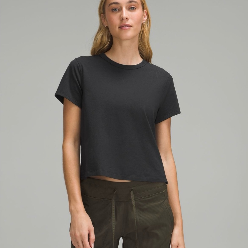 NWT Lululemon Classic Fit Cotton Blend Black Short Sleeve Tee